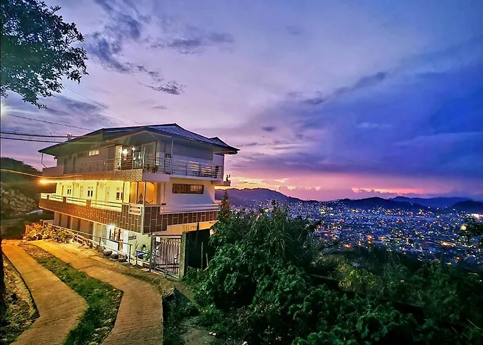 Wanay'S Rocky Mountain Homestay