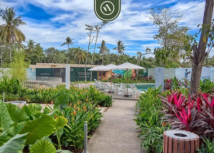 Luxury 2 Bedroom Condo Near Beaches - Pools - Gym